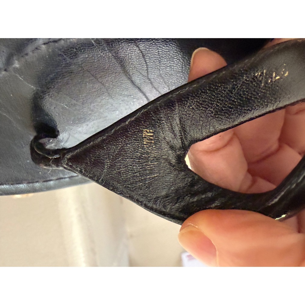 Prada Black Patent Leather Triangle Logo Thong Sandals 7 - Picture 9 of 13